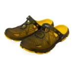 9310044 BLACK CAT Cat Clogs 44