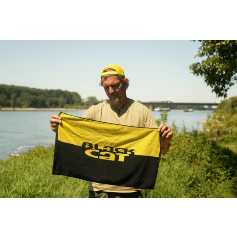 bc-bo100002_handtowel-01_productlifestyleimage1-Photoroom
