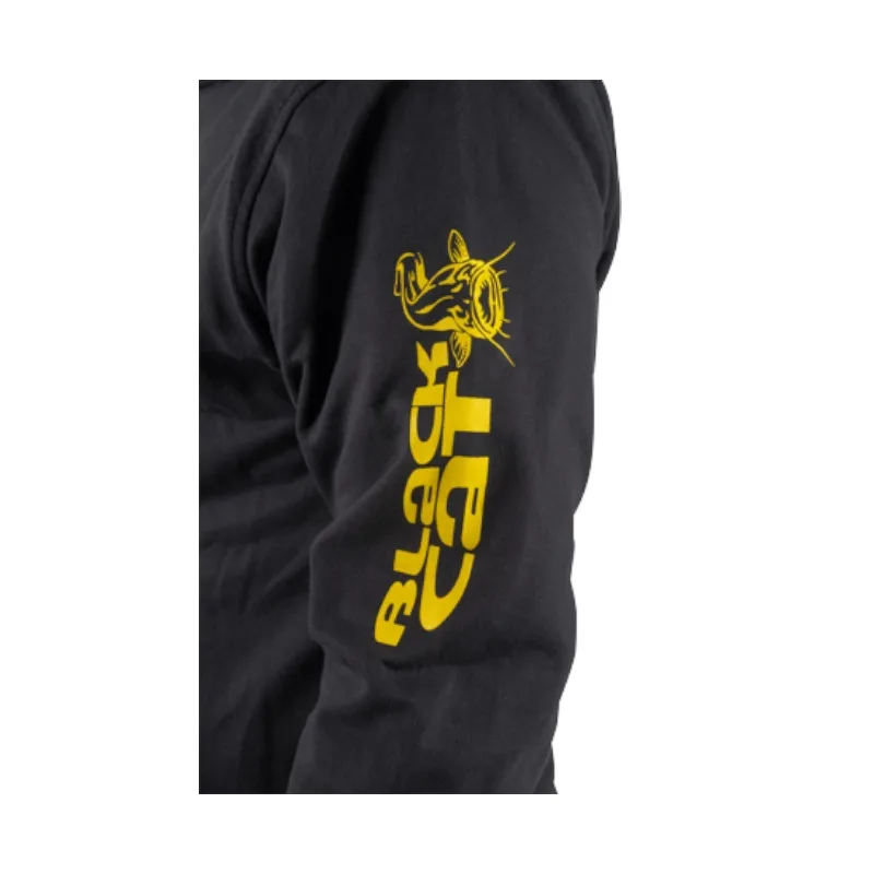 bc-bo500029_blackhoody-02_studio-Photoroom